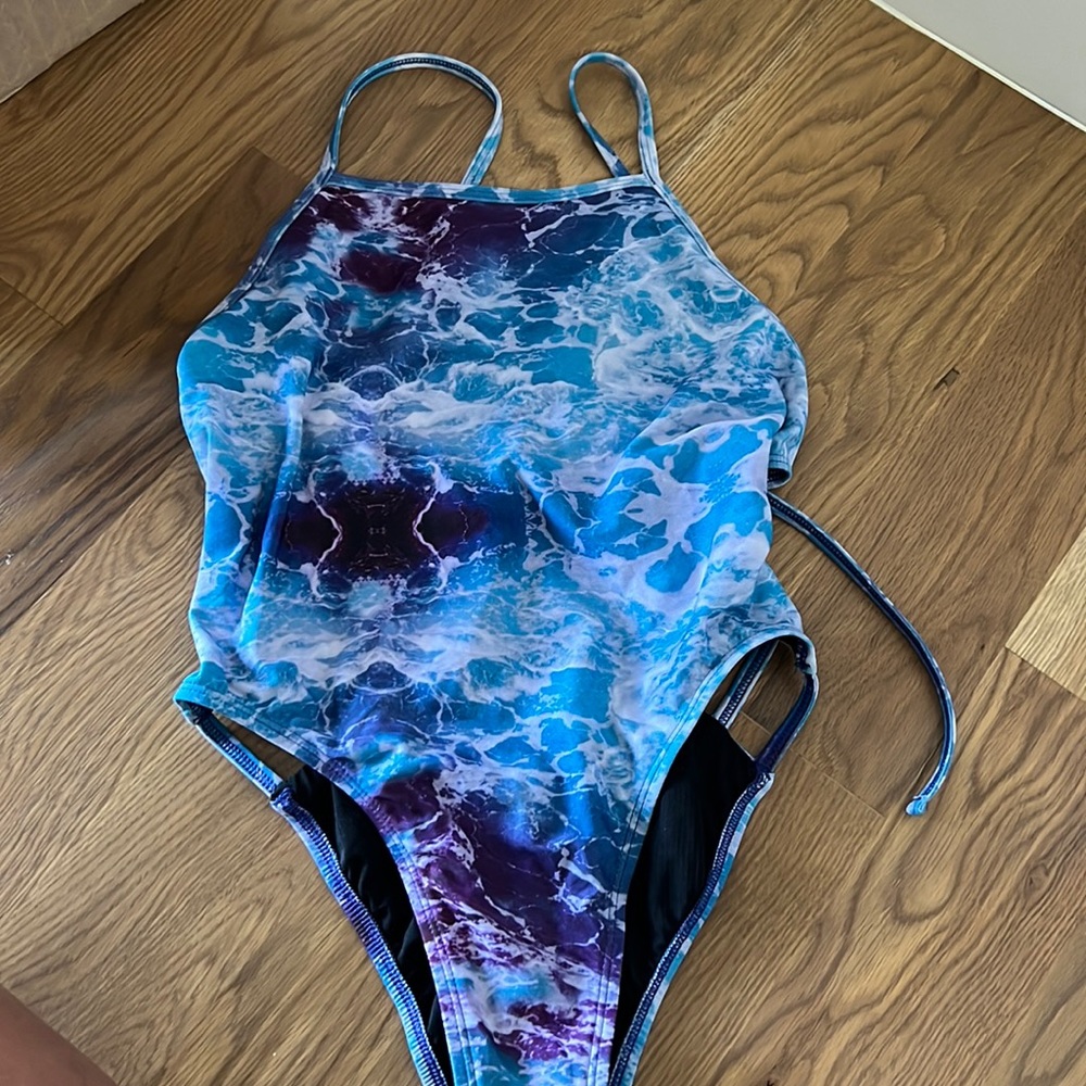 jolyn NICO 2 women one piece swim